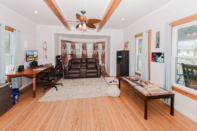 258 Riverwood DR, Bastrop, TX 78602