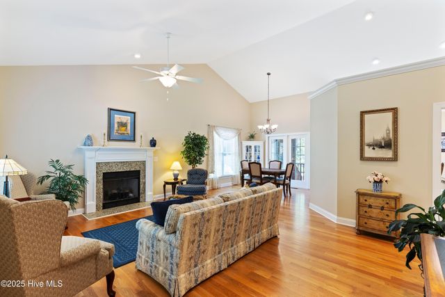 1504 Turnberry Lane SE, Bolivia, NC 28422
