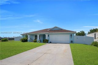 3902 3RD ST SW, Lehigh Acres, FL 33976