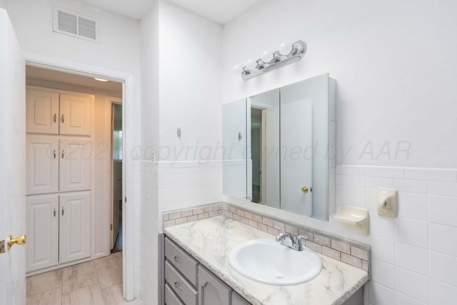 4419 S ONG Street, Amarillo, TX 79110