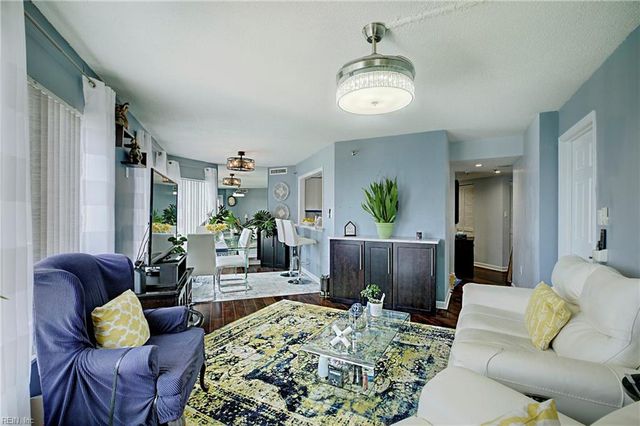 7501 River Rd Apt 12D, Newport News, VA 23607