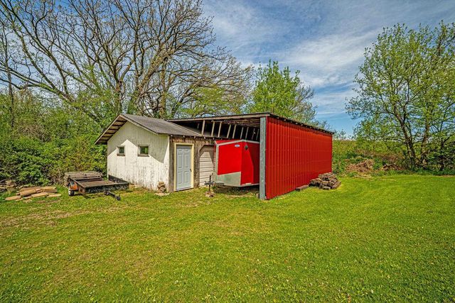 2222 County Road A, Stoughton, WI 53589