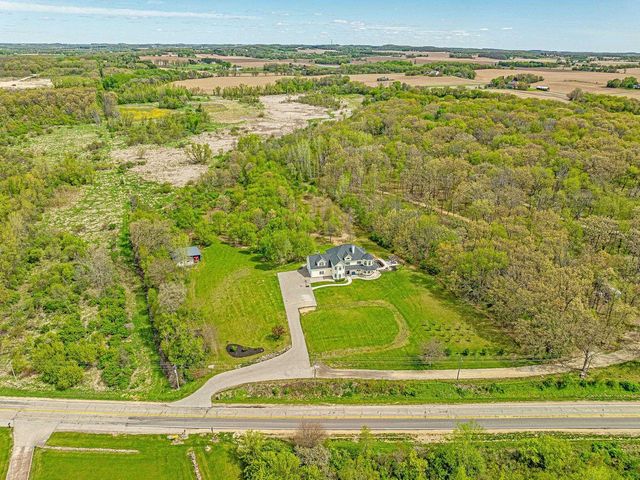 2222 County Road A, Stoughton, WI 53589