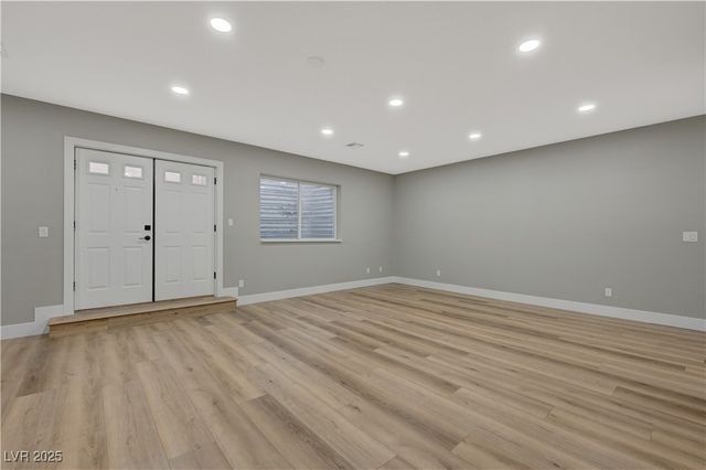 909 Rhyolite Terrace, Henderson, NV 89011