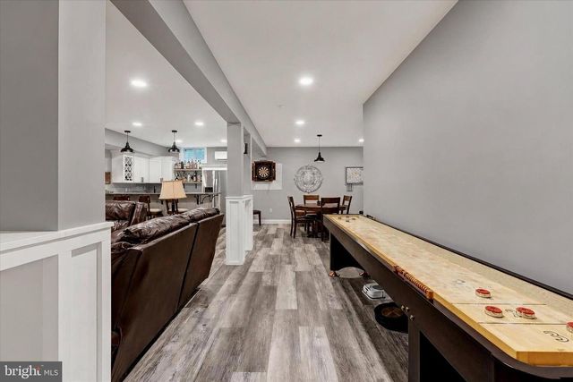 6873 OLD COURSE RD, Fayetteville, PA 17222