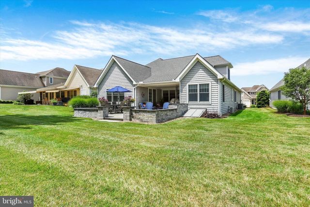 6873 OLD COURSE RD, Fayetteville, PA 17222