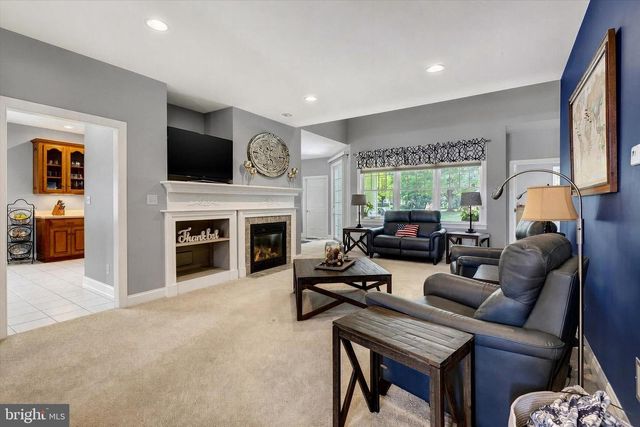 6873 OLD COURSE RD, Fayetteville, PA 17222