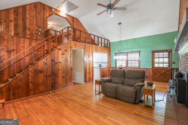 321 S Steele Bridge Road, Eatonton, GA 31024
