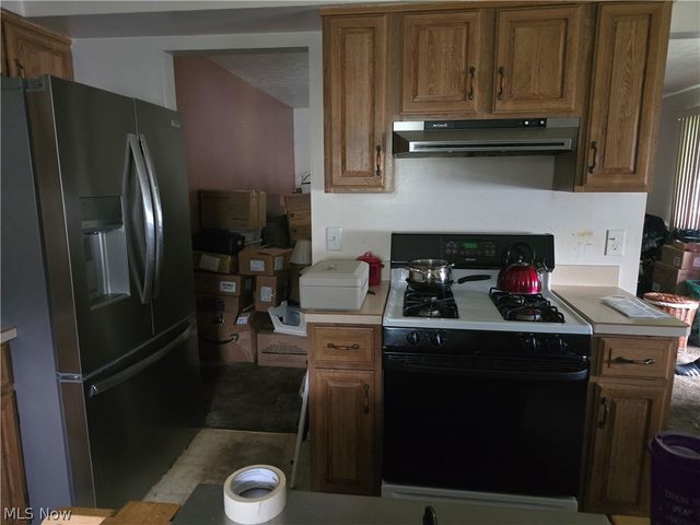 3843 Bosworth Road, Cleveland, OH 44111