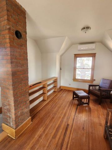 820 Arno Street SE, Albuquerque, NM 87102