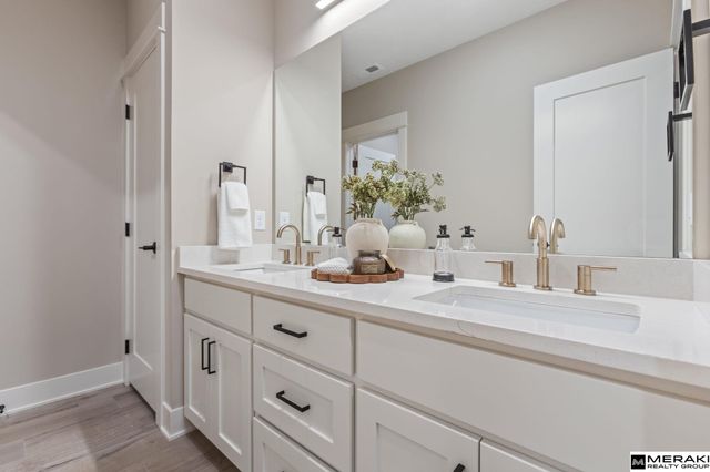 3645 S 219th Avenue, Omaha, NE 68022