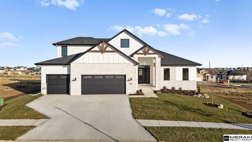 3645 S 219th Avenue, Omaha, NE 68022