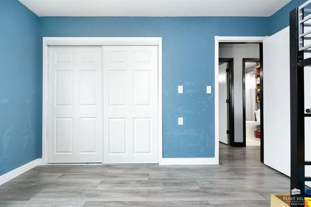 2227 4th Street, Clay Center, KS 67432