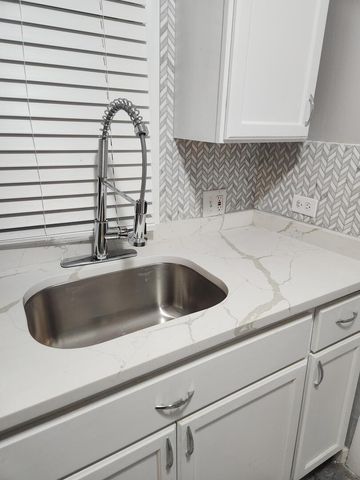 24530 W Luther Avenue, Round Lake, IL 60073