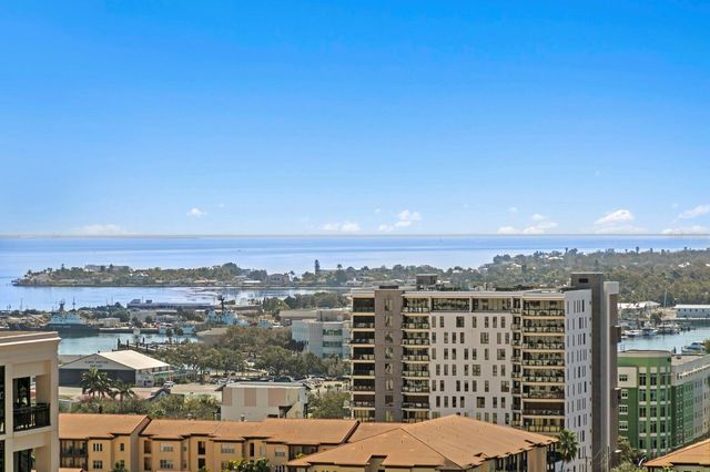 275 1ST AVENUE S 1604, St Petersburg, FL 33701