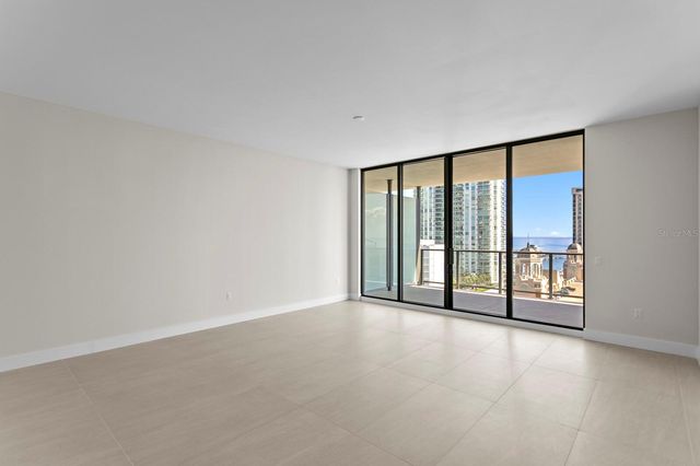 275 1ST AVENUE S 1604, St Petersburg, FL 33701