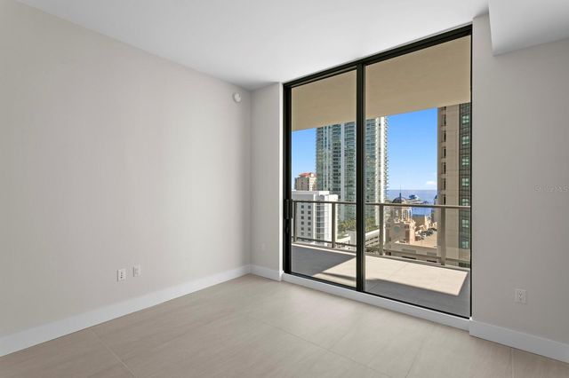 275 1ST AVENUE S 1604, St Petersburg, FL 33701