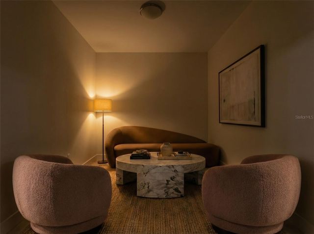 275 1ST AVENUE S 1604, St Petersburg, FL 33701