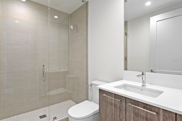 275 1ST AVENUE S 1604, St Petersburg, FL 33701