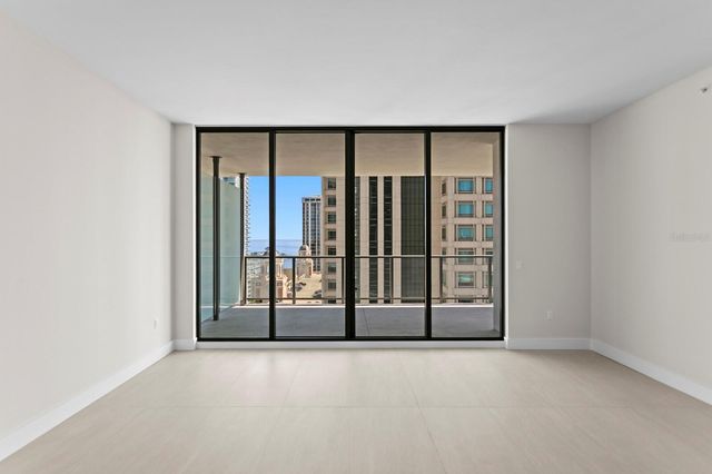 275 1ST AVENUE S 1604, St Petersburg, FL 33701