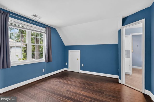 2227 N LEXINGTON ST N, Arlington, VA 22205