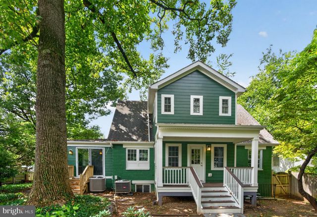 2227 N LEXINGTON ST N, Arlington, VA 22205