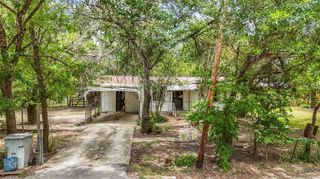 137 Columbia CIR, San Marcos, TX 78666