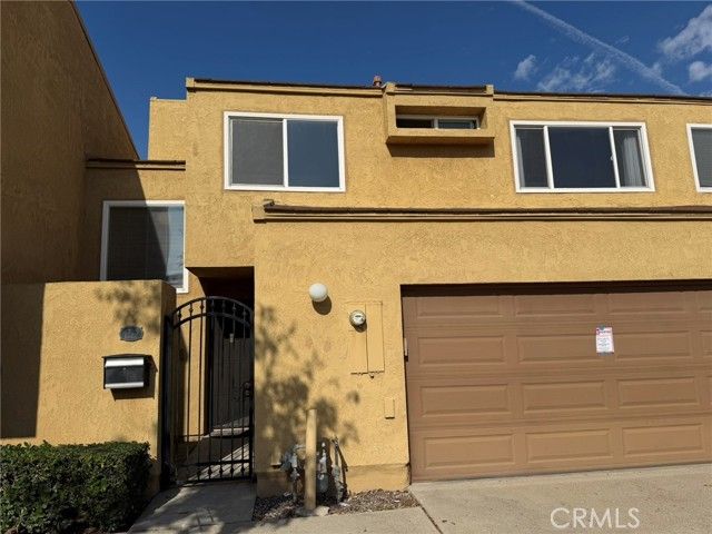 4725 Rapallo Plz, Yorba Linda, CA 92886