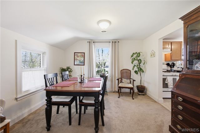 6178 Mckinley Parkway, Hamburg, NY 14075