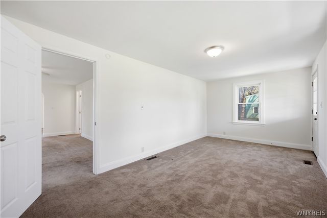 6178 Mckinley Parkway, Hamburg, NY 14075