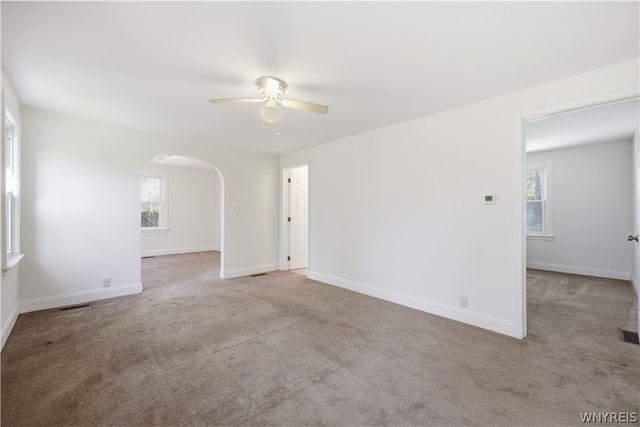 6178 Mckinley Parkway, Hamburg, NY 14075
