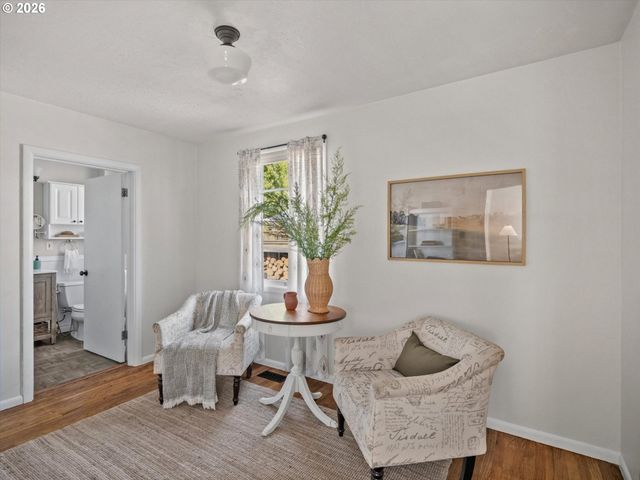 5615 N DELAWARE Ave, Portland, OR 97217