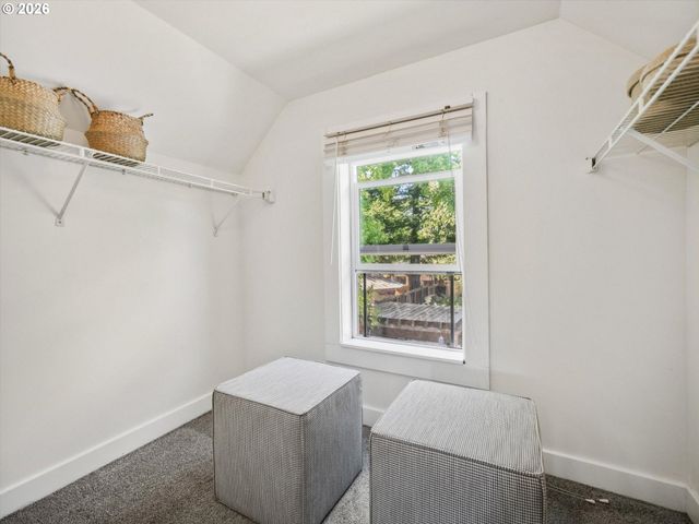 5615 N DELAWARE Ave, Portland, OR 97217