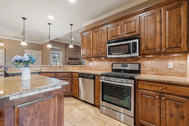6903 Spring Cherry Lane, Amarillo, TX 79124