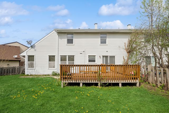 1553 Brandywyn Court N, Buffalo Grove, IL 60089