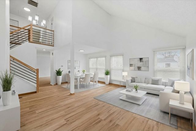 1553 Brandywyn Court N, Buffalo Grove, IL 60089