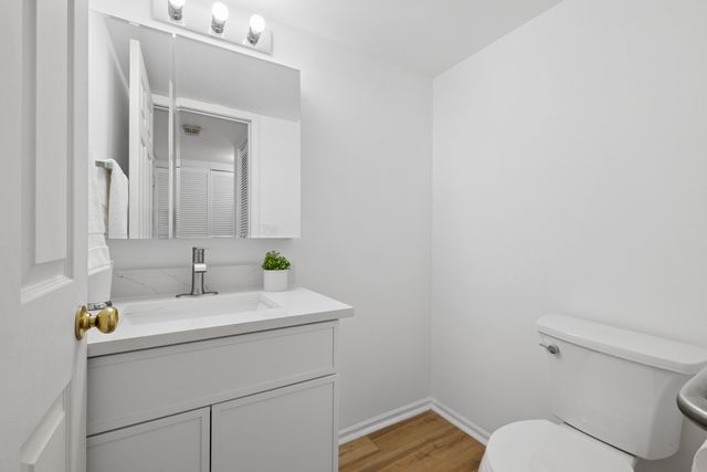 1553 Brandywyn Court N, Buffalo Grove, IL 60089