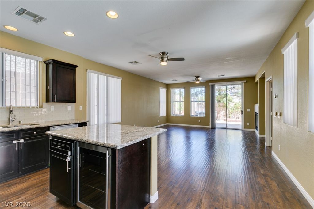 5928 Attavilla Drive, Las Vegas, NV 89141