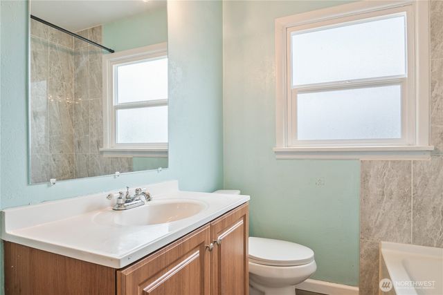 2938 Field Street, Longview, WA 98632