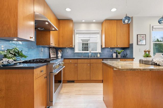 4855 Ardmore AVENUE, Whitefish Bay, WI 53217