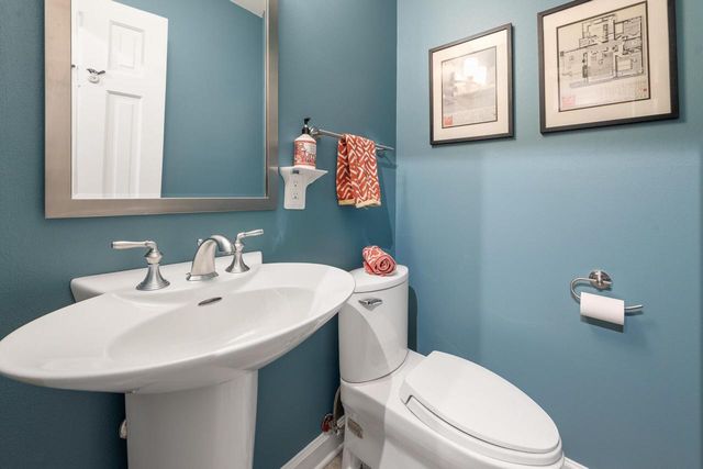 4855 Ardmore AVENUE, Whitefish Bay, WI 53217