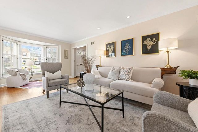 4855 Ardmore AVENUE, Whitefish Bay, WI 53217