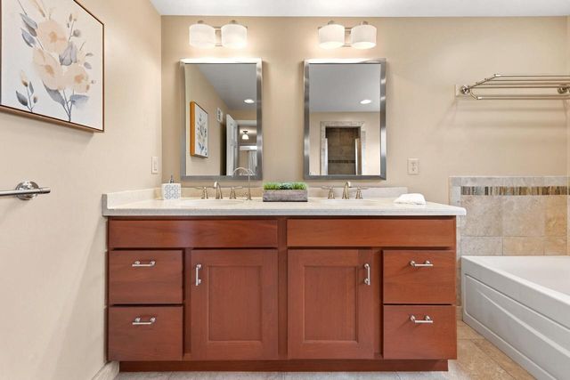 4855 Ardmore AVENUE, Whitefish Bay, WI 53217