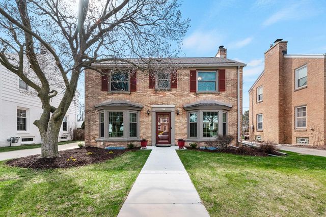 4855 Ardmore AVENUE, Whitefish Bay, WI 53217