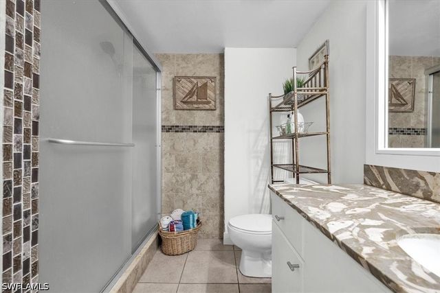 1885 Florida Club DR 8207, Naples, FL 34112