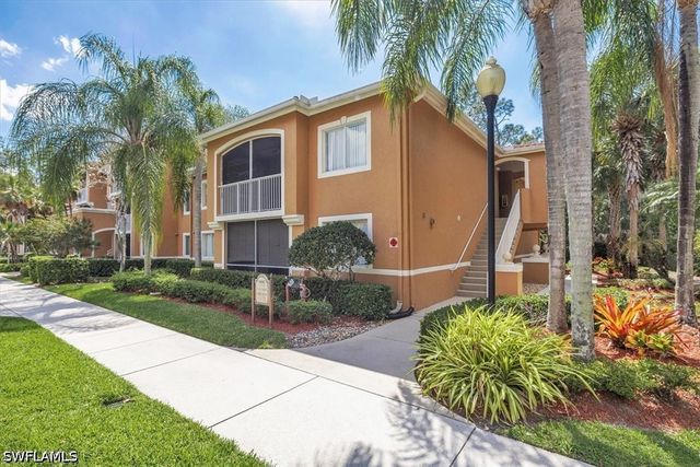 1885 Florida Club DR 8207, Naples, FL 34112