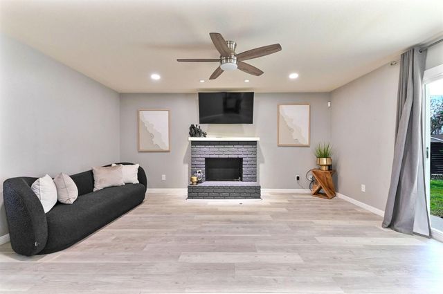 1509 Duportail Ave, Modesto, CA 95355