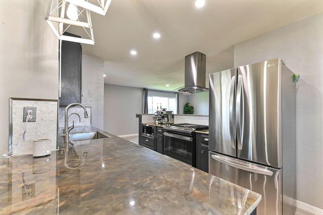 1509 Duportail Ave, Modesto, CA 95355