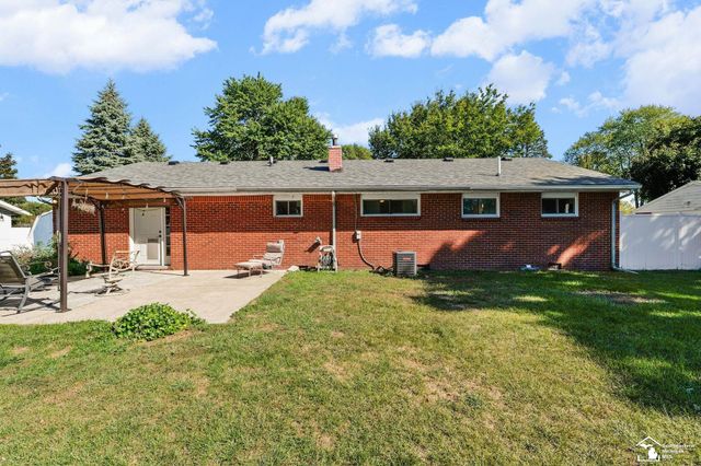 7529 Indian Road, Temperance, MI 48182