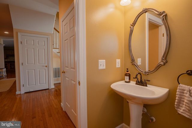 107 JILLIAN CT, Edinburg, VA 22824